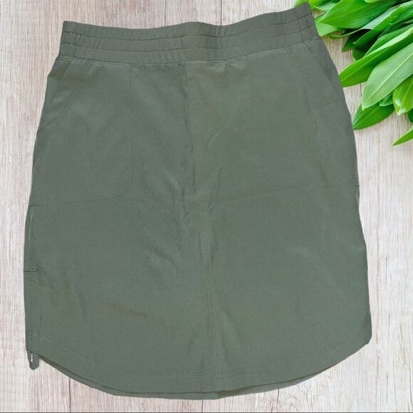 Life Integrity Earth Dresses & Skirts - NWT Life Integrity Earth Hiking Skort, Size Small